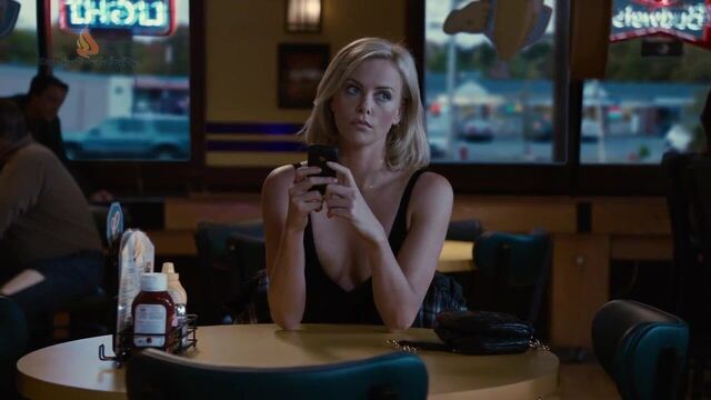 Charlize Theron - Young Adult 2011