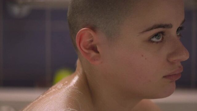 Joey King - The Act S01E04 (2019)