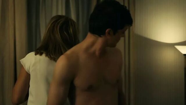 Un Amour Impossible (2018) avec Virginie Efira