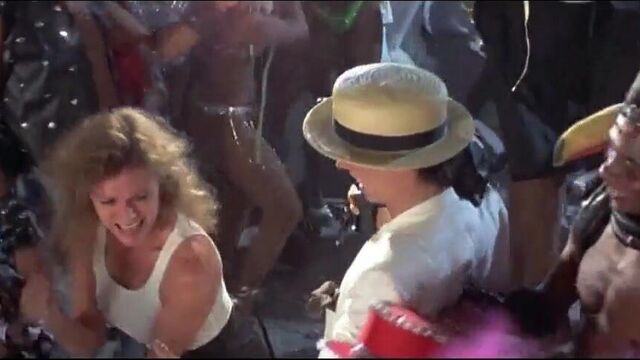 Jacqueline Bisset in Wild Orchid