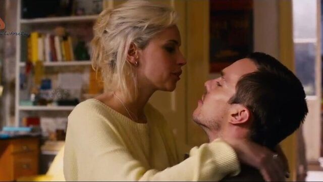 Felicity Jones - Столкновение 2016