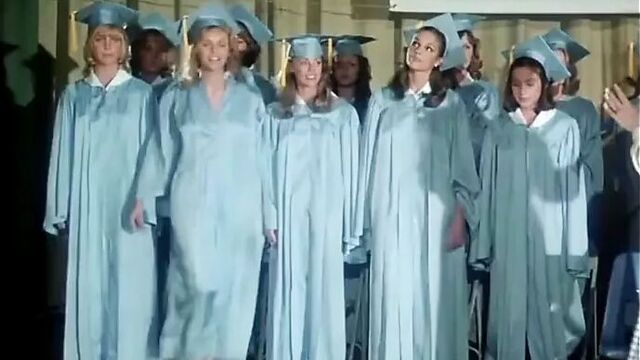 Знаменитости обнаженные в кинотеатре 1970-1980