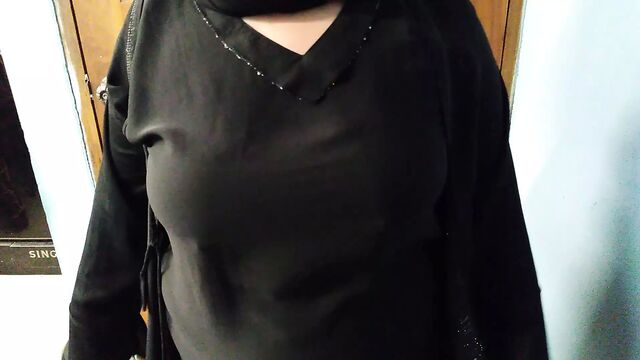 (Dost ki Maa Chod di) jab dost ghar par nahi the - Tamil Real Sex Hindi audio. xx video