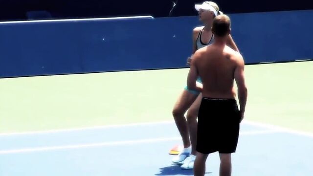 Maria Sharapova - hot training session