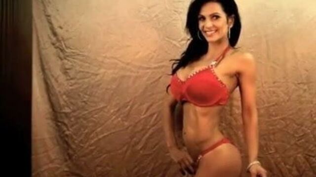 Denise Milani Bikini Contest - non nude