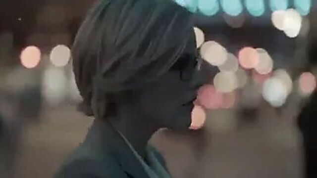 Kathleen Robertson - Boss