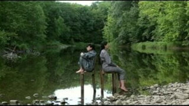 Обнаженная йога Lady Gaga