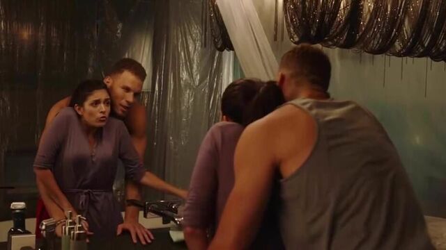 Cecily Strong - 'женский мозг'