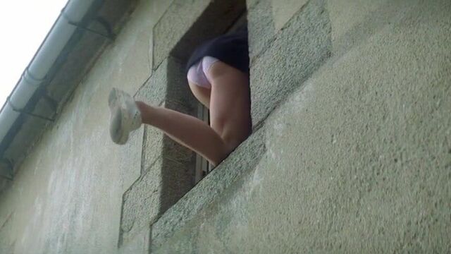 Vanessa Paradis обнаженная - Elisa (1995)