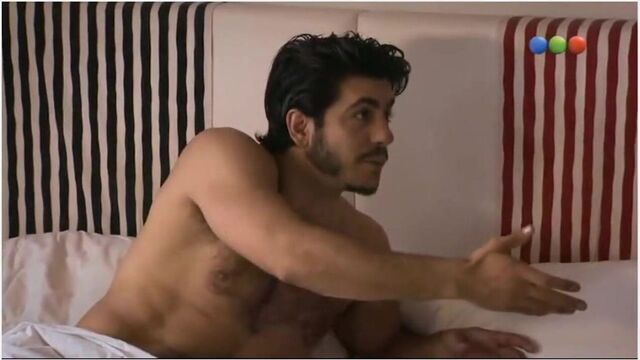 Marco Antonio Capponi - culo en 'leona'