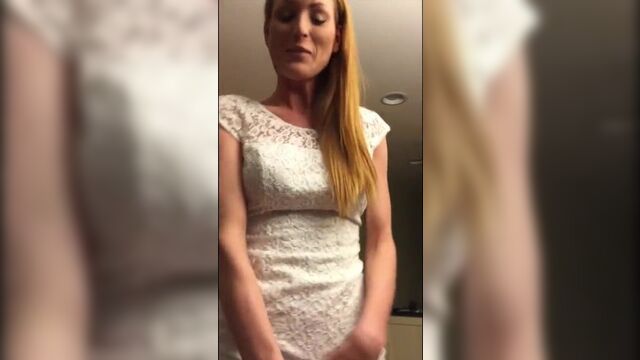 She sucks her sisters husband