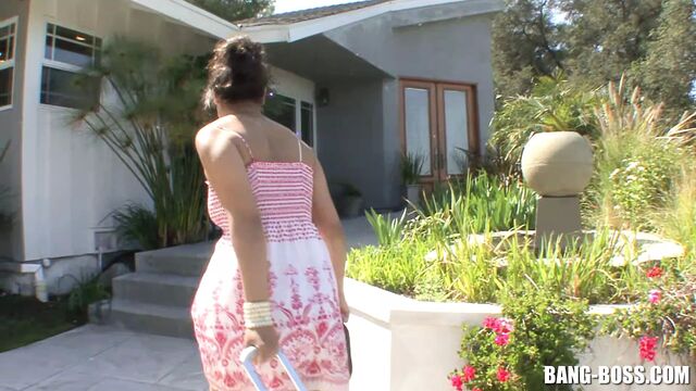 Табу !!! уродливый сын просто хочет трахнуть сумасшедшую тетю