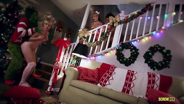 Горячая пародия XXX