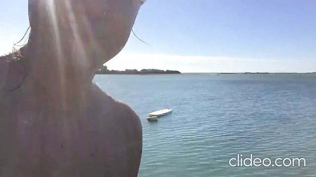 Shailene Woodley и друзья показывают их горячие обнаженные тела