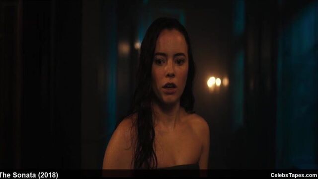 Freya Tingley - сцены в сексуальном нижнем белье