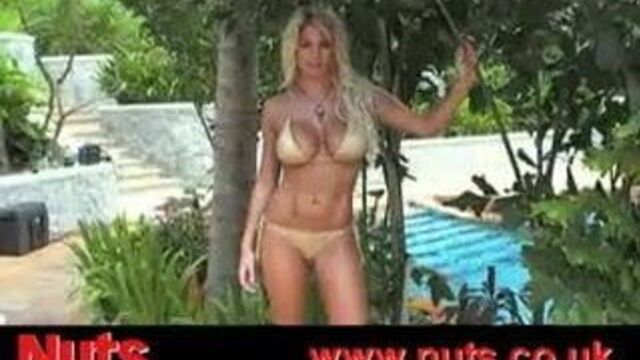 Gemma Atkinson - фотосессия с календарем 2008 года