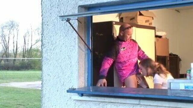 Футбольный футбол, минет. никто не знает