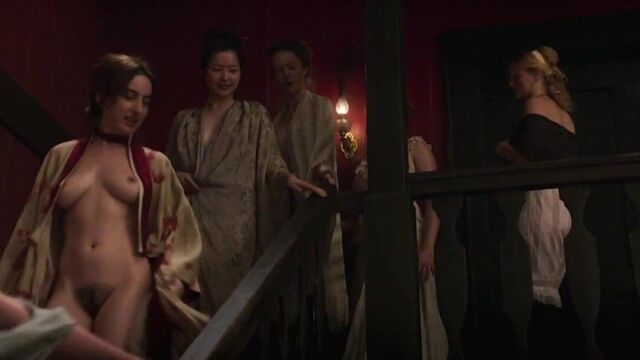 Dakota Fanning, Carla Jury ... обнаженная