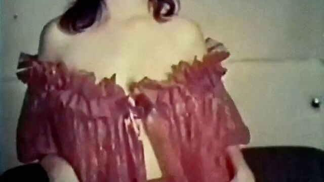 Любовное зелье № 9 - винтажное волосатое стриптиз-соблазнение