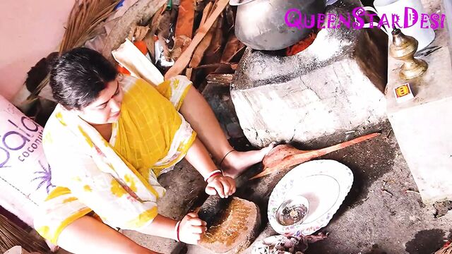 DESI BIG BOOBS NAUKRANI FUCKING