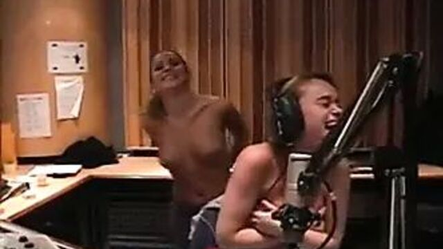 Clara Morgane и Cecile de Menibus