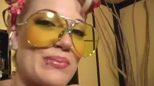 Candy Monroe и куколд 75