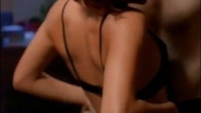 Jennifer Leigh Hammon - Allyson наблюдает 03