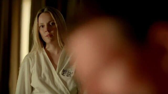 Alexandra Moen - наносит ответный удар