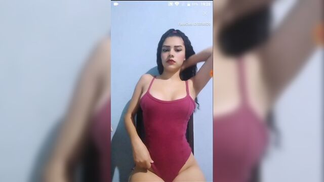 Горячая вживую в фейскасте