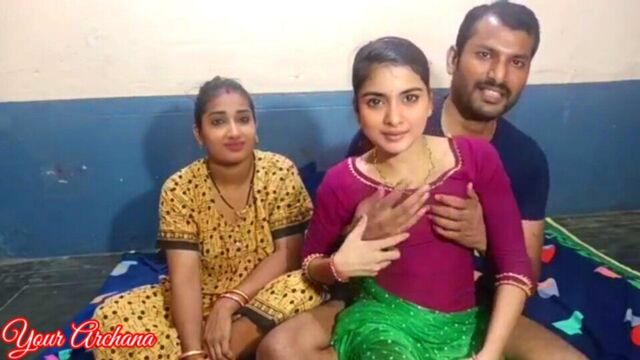 Chachi ur Bhabhi Dono Ko Bhatija ne Pela