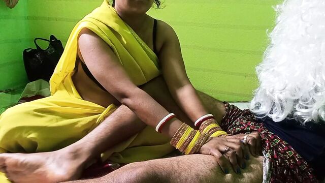 Big Boobs Indian Bahu Fucks with her old Sasur Ji jabardasti everyday after husband leaves