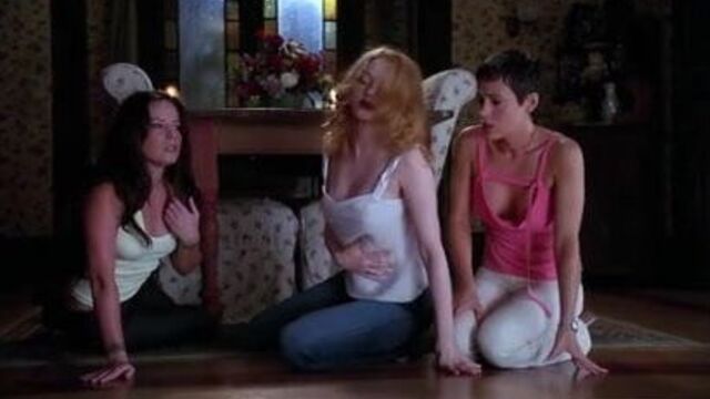 Holly Marie расчески, Rose McGowan, Alyssa Milano - '' Зачарованные ''