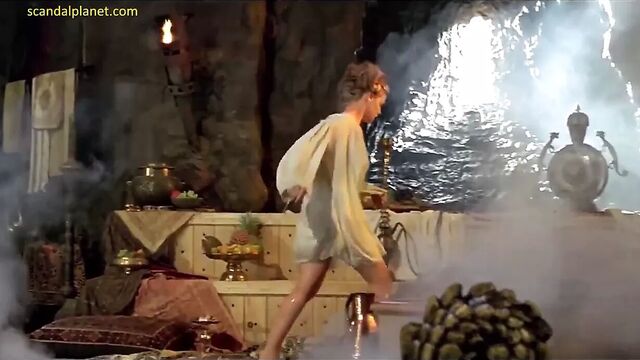 Katherine Heigl в жопе принца-отважного scandalplanet.com