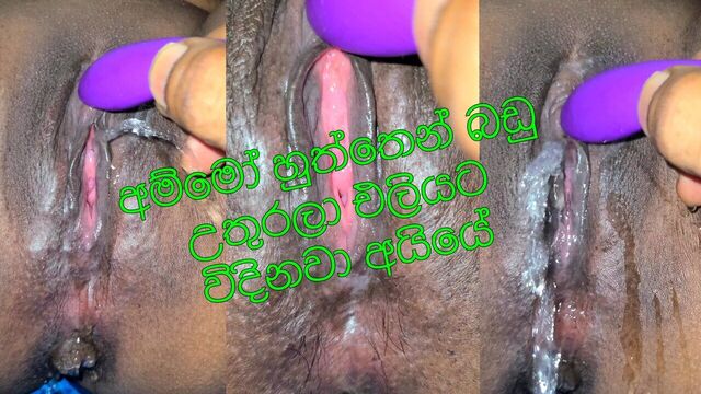 Brownie using vibrator Squirting lots. Deep hard fuck with toy inside