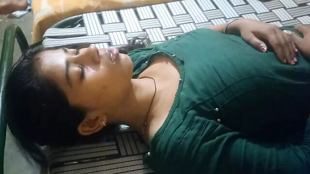 Sexy wife is desperate for hardcore sex