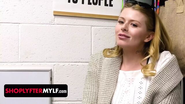 Shoplyfter Mylf