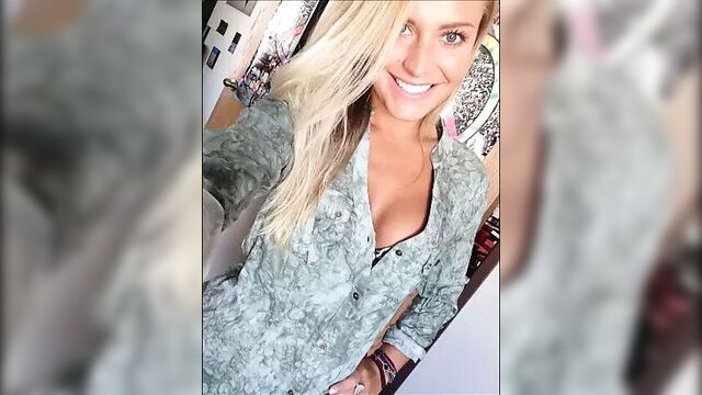 Удивительные американские студентки, обнаженные селфи и клипы 2