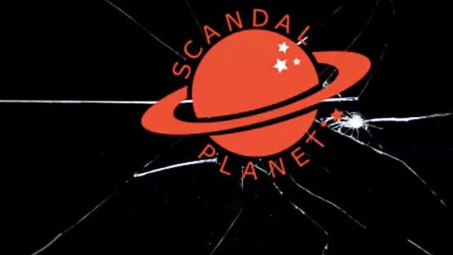 Обнаженная Farrah Fawcett в Сатурне 3, фильм scandalplanet.com