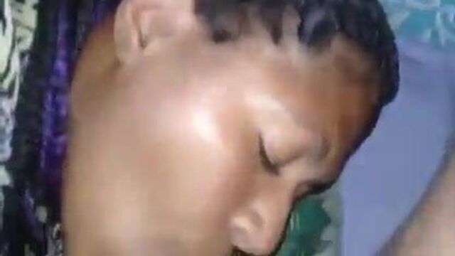 PNG Чудовищный член сосет член