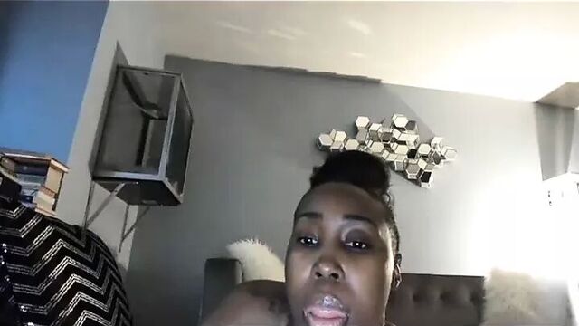 Шлюшка еба # 2