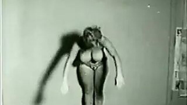 Время развлечения с большими сиськами (винтаж 1950-х)