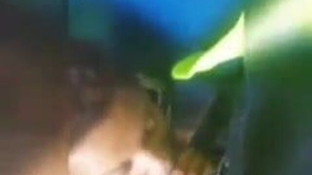 G4S 2020 года сосет в униформе