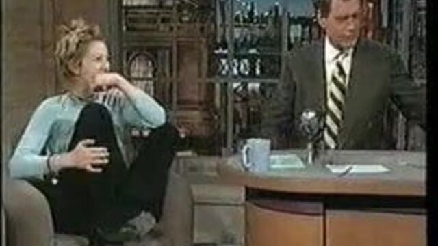 Drew Barrymore - светит Dave Letterman