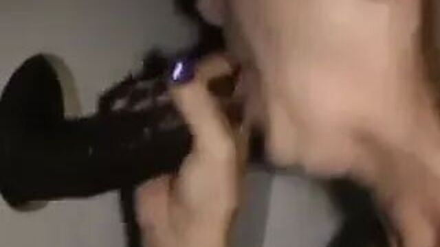 Счастливая жена и большой черный член у глорихола CIM