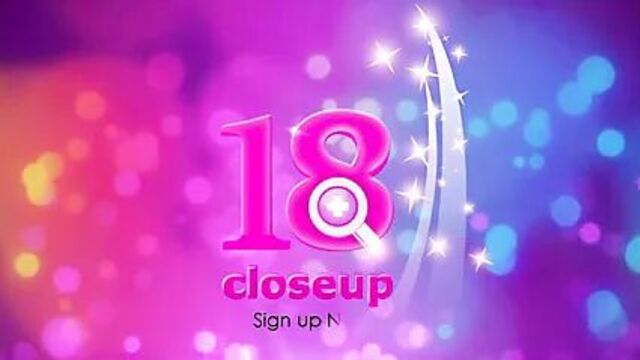 Экстремальный крупным планом на открытии вагины