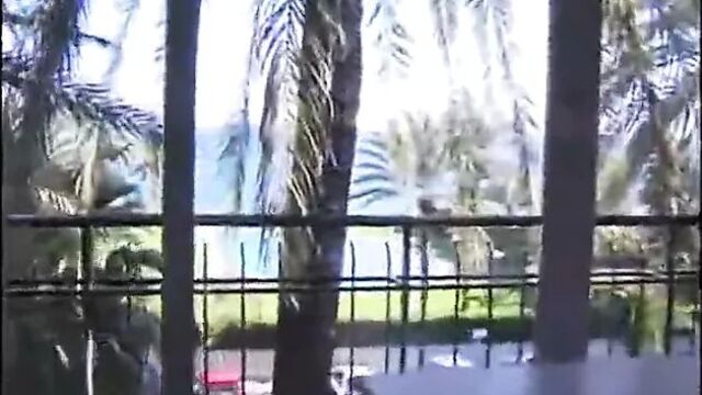 Британская бабушка Annie