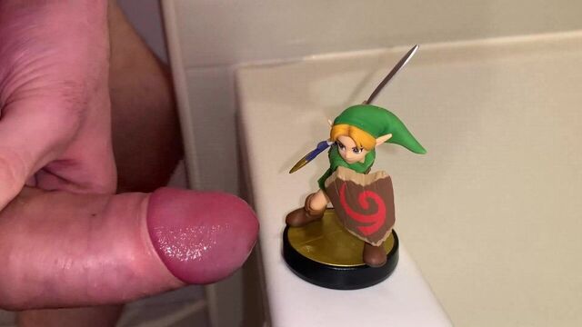 Горячий клей: молодая ссылка Amiibo
