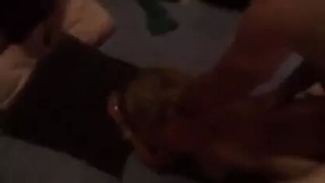 Голландская милфа секс-видео