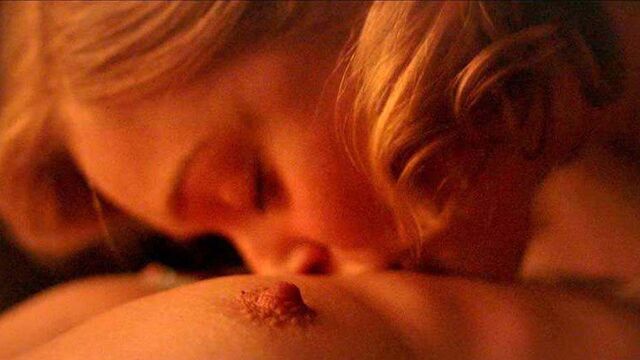 Обнаженный лесбийский тройничок Rebecca Hall на scandalplanetco