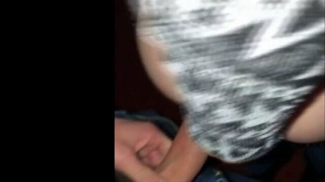 Трахаются в моем белом бикини после пляжа